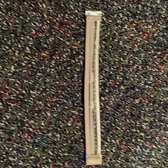 Fesciory Leopard 4 strand silver tone bracelet w/rhinestones. Magnetic closure. - Picture 2 of 7